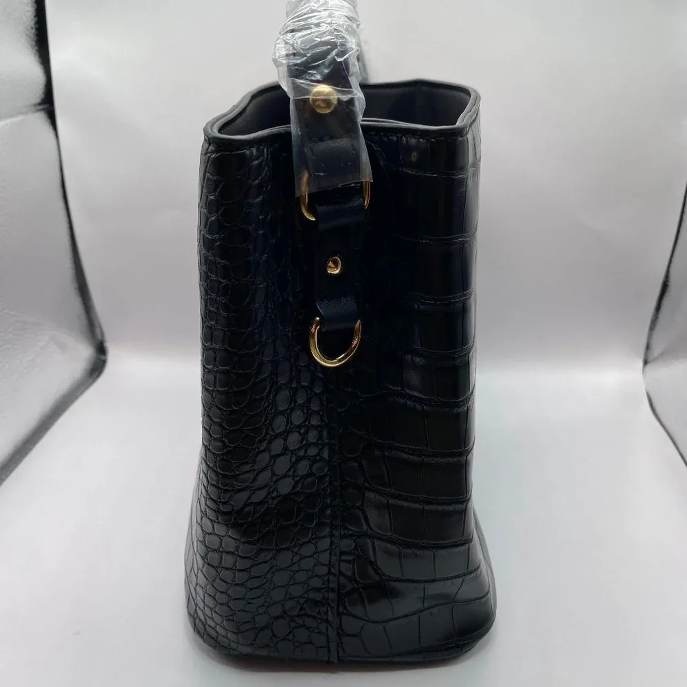 NWT AOTA Black Vegan Crocodile Handbag/Crossbody Purse - Picture 6 of 13